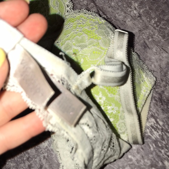 34B bra - Picture 3 of 4